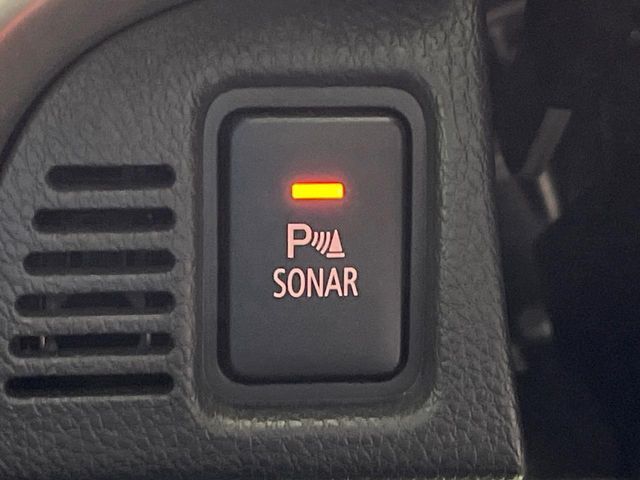 【クリアランスソナー】バンパーに付いたセンサーが障害物を検知！一定の距離に近づくとアラートで教えてくれます♪狭い駐車スペースや車庫入れ時も安心ですね☆