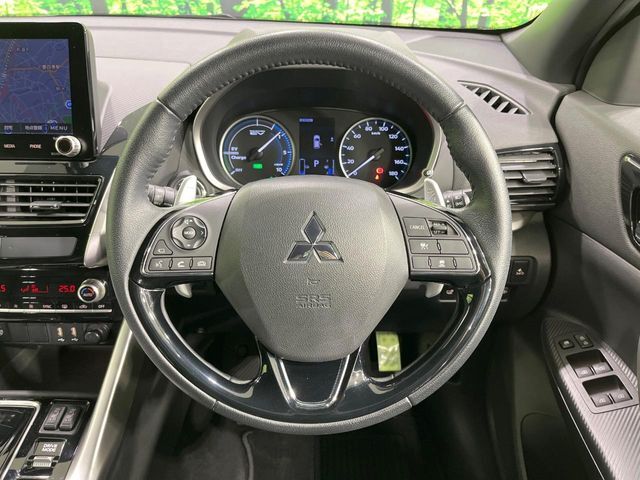 ステアリングも使用感が少なく、きれいな状態となっております♪