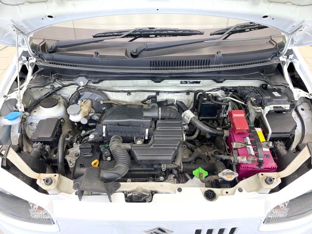 親切・丁寧な専門メカニックスタッフが応対！・車検・点検整備・事故等の修理などアフターサービスも安心。お車のカスタマイズもネクステージのサービススタッフまでご相談ください！