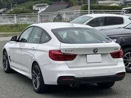 GT（グランツーリスモ）というだけあり、このモデル本来の使用目的は、長旅に必要な荷物を積んで快適に移動すること。乗り味を殺さずラゲッジスペースは使い勝手を考えて設計されていることが良く分かります。