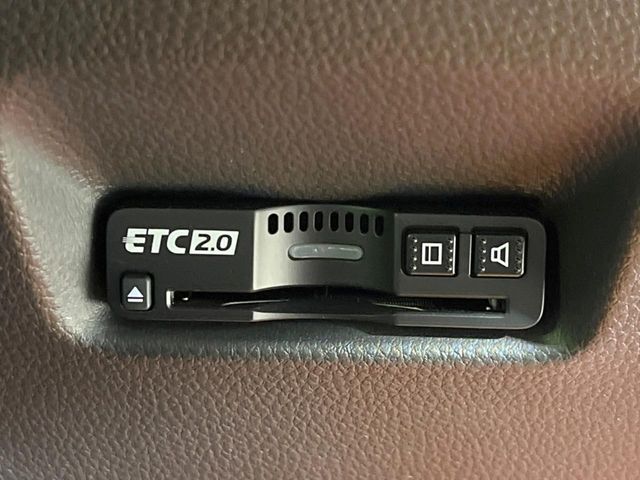 【ETC】高速道路の料金所をストレスなく通過！話題のスポットやサービスエリアに多い「スマートIC」利用時は必須のアイテムです。当店でセットアップを実施、ご納車当日からすぐにご利用いただけます！