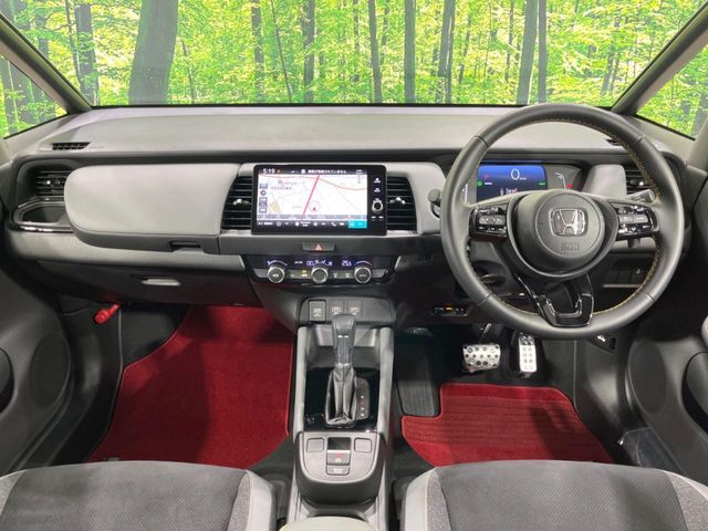 グループ総在庫数約30，000台！！全国の系列店からメーカー・車種問わずご紹介出来るので、あなたにピッタリのお車が見つかるはずです♪まずはお問い合わせ下さい☆