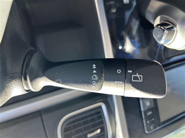 店頭在庫以外にも全国約4万台※の在庫から、ぴったりな1台をご提案します！※2023年10月現在の在庫台数です。売約済の可能性があります。