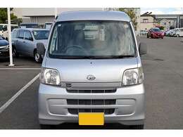 一部の在庫車は別の場所にて保管しております。お手数ではございますが、ご来店前に一度ご連絡いただけますと幸いです