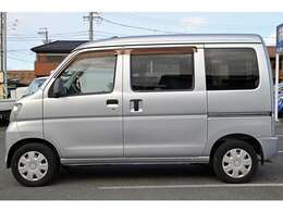 中古車卸売を主として、小売、リース、レンタルでの販売も行っております。掲載車両は全て業販も可能ですので、お気軽にお問い合わせください！