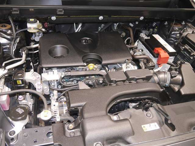 2000ccエンジン☆エンジンルームもしっかり洗浄！