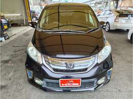 ピュアオートへようこそ☆全メーカー取扱！板金塗装・車検整備・保険業務とお車トータルサポートいたします！