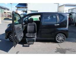 福祉車輌のことなら福祉車輌専門店クローバーにお任せください！購入の際のご相談からアフターフォローもしっかりと対応していきます！初めての福祉車輌選びのお手伝いや最適な車種のご提案もさせていただきます！