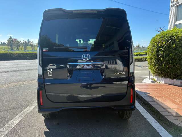 ネットでは伝えきれない車の良さが多々ありますので是非ご来店下さいませ。当店は浜松自衛隊基地北側沿いにお店をかまえております。お近くのお客様は是非ご来店お待ちしています。他県販売も大歓迎♪♪