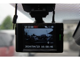 セーフティセンス　ナビ　前後ドライブレコーダー　無料1年保証付き　ETC　Bluetooth　バックカメラ　全周囲カメラ　スマートキー