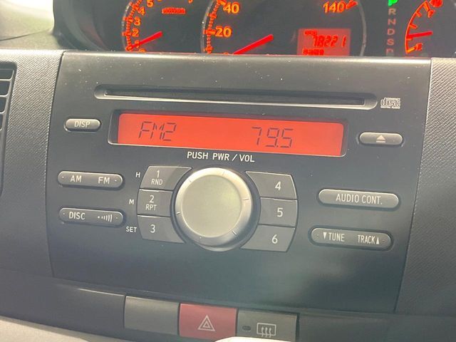 お好きな音楽を車内でお楽しみいただけます♪スピーカー交換・ウーハー追加などの音質向上や、最新ナビ・後席モニター等の取り付けも是非ご相談ください！