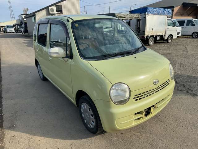 ☆展示台数100台以上♪毎週30台以上の新鮮な中古車が入庫します☆