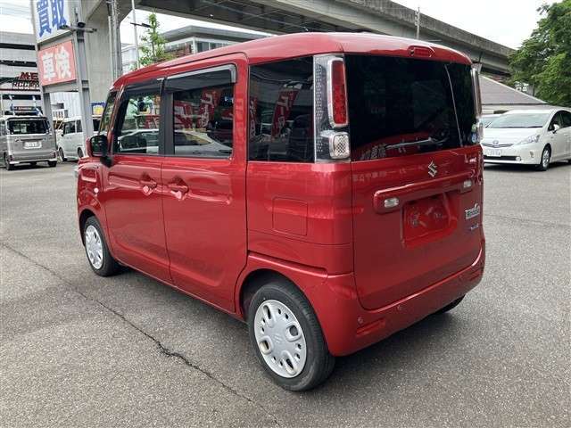 当店は常時100台以上の展示車輛を取りそろえ皆様のお越しをお待ちしております。