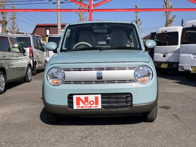 【当店のこだわり】全車保証付き（シルバープラン　ゴールドプラン）。当店の工場は国の認定をもらった指定工場です。メンテナンスは安心の整備をお約束いたします。当店の最長保証は2年間（プラチナプラン）
