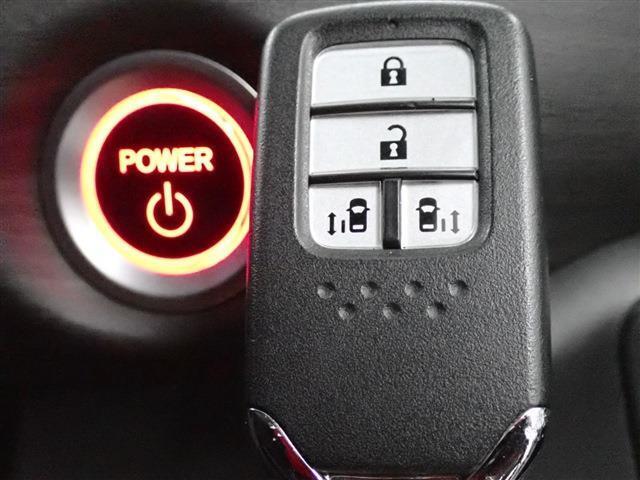 【両側電動ドア・ホンダセンシング・ソナーセンサー・前席シートヒーター・LEDライト・スマートキー・純正AW】社外ナビ・バックカメラ・Bluetooth・ETC