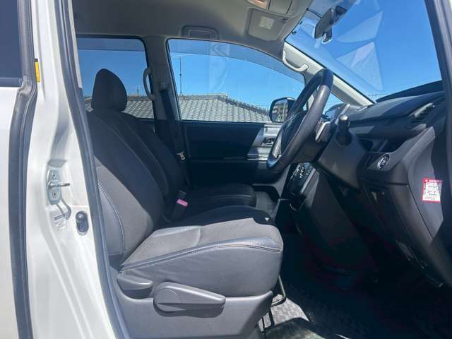☆運転席シートリフター付☆