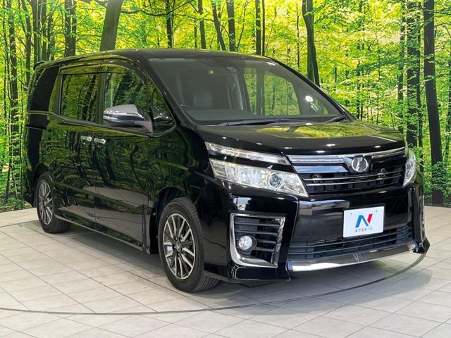 大好評のボディコーティング「弾スプラッシュコート」もご納車までに施工可能。通常のガラスコートと異なる、耐久年数6年の無機質ガラスコーティングが、ボディをキレイな状態に保ってくれます。