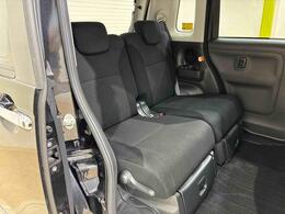 新車・中古車・サービス工場一体型店舗です。中古車はもちろん、ダイハツの新車も販売しておりますので是非一度ご来店下さい！