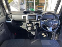 【インパネ全体】全方位で視界が広く、高い目線で運転もしやすいです！