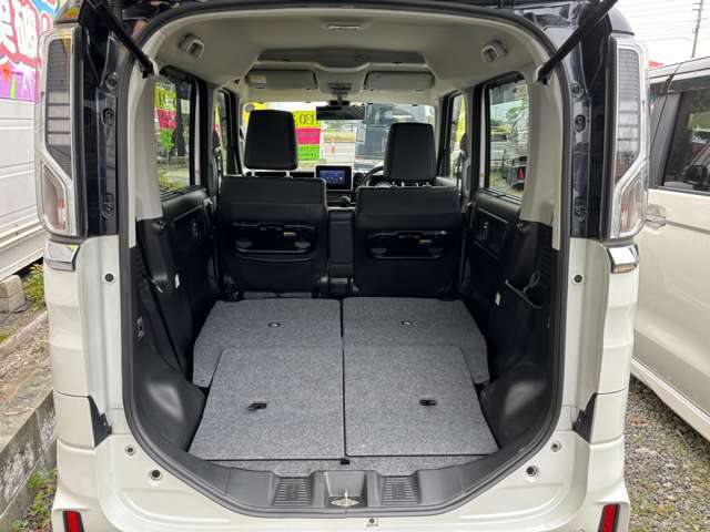 佐賀・車で車を買うならかえ～るランド佐賀店！約100台展示をしている中から見て選べます。ドライブレコーダー、ガラスコーティング、保証、オイル交換、タイヤ交換、愛車買取、など対応可能です。