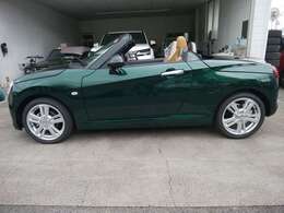 遠方の方にはLINEミーティングの動画で、ご自宅に居ながら現車確認ができますのでお気軽にご相談下さい。この方法での成約実績も多々ございます。