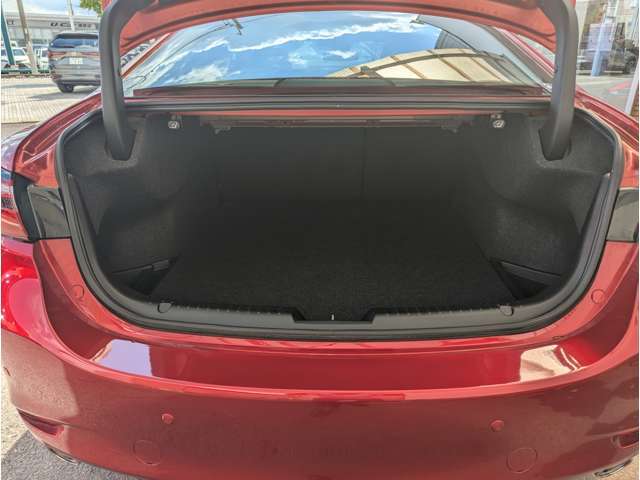 お客様に安心してお乗り頂けるように、ご納車前には車両の点検と消耗部品の交換をさせて頂きます.