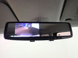 ◆三重県最大級の大型屋内中古車センター♪ヴァーサス鈴鹿店です♪オールジャンルの展示車が盛り沢山です♪在庫の無い車両のオーダーも受け付けます♪電話→059-384-5050までお問合せ下さい◆