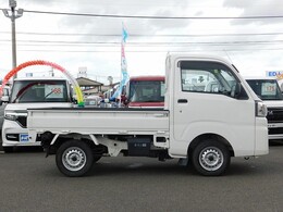 0986-45-9200軽自動車コーナー加藤まで、お問い合わせください。ご来店の際、GU様側よりご入店下さい。軽自動車、コンパクト、セダン、SUVがすぐ見れます。