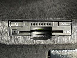 【ETC】高速道路の料金所をストレスなく通過！話題のスポットやサービスエリアに多い「スマートIC」利用時は必須のアイテムです。当店でセットアップを実施、ご納車当日からすぐにご利用いただけます！