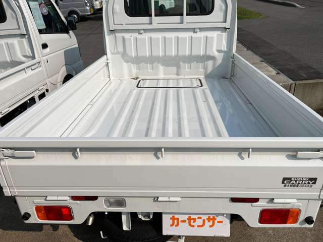 トランクも収納力よし！もちろん清掃して納車しております！