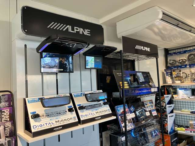 【ALPINE STYLE】は、アルパインがプロデュースする全国5拠点にあるカーディーラーです。全自動車メーカー・全車種を取り扱いしております。