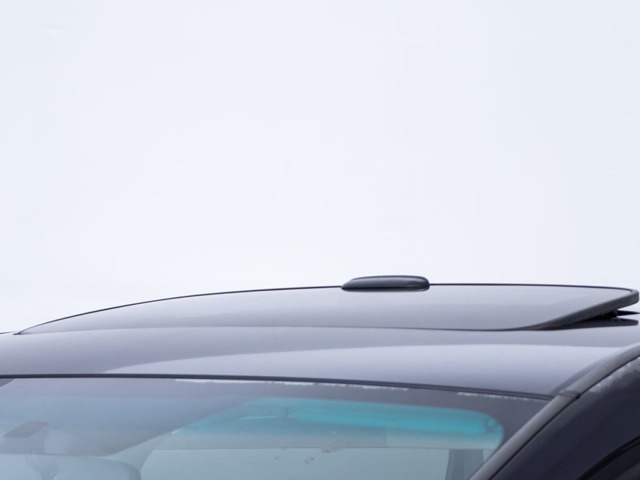 稀少装備サンルーフ搭載！！全国的にも数が少なく希少性の高い装備の一つです。フルオープンやチルトアップも可能！！ドライブをさらに快適にしてくれる装備の一つです！！