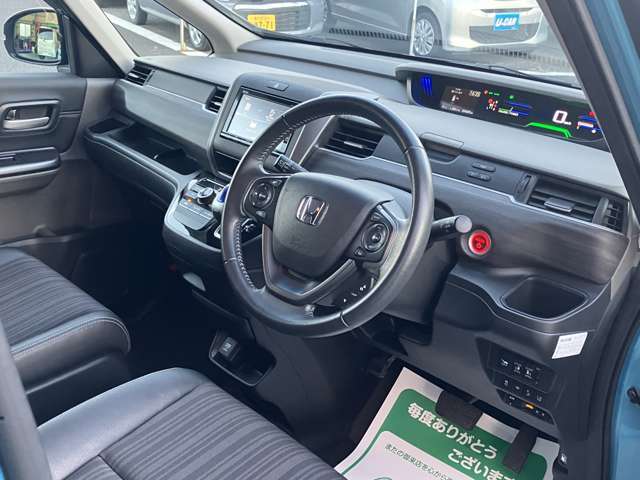 全体的にキレイな内装です