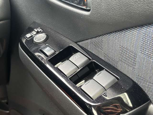 真心を込めてお客様一人一人にサービスを提供させて頂きます！格安軽自動車から1BOX、外車、高級車からどんなお車でも取り寄せ可能です！