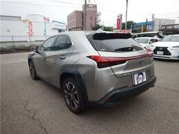 ご覧いただきありがとうございます！当店は、新車、中古車販売、車検整備、修理、板金、コーティング、自動車保険等扱っております。車に関する事は、すべてお任せくださいませ！