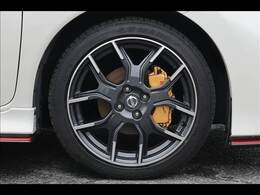 走行距離管理システムにより実走行距離の物だけを車輌展示！当社は仕入れのプロによる良質な車輌のみを厳選仕入れ！掲載車輌以外にも在庫多数御座います！
