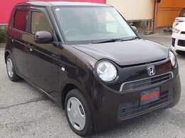 車両入庫チェックではエンジン・機関系をはじめ、電装装備、内装など100項目以上のチェックをしています。試乗も行なっていますのでご安心下さい。