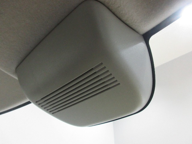 ホンダセンシング搭載！ACC（アダプティブクルーズコントロール）で前車追従機能がありますので、長距離ドライブも快適に運転できる装備です！他にもあると便利な機能が複数ついています♪