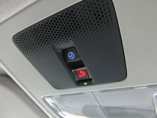 Honda CONNECTが安心快適なカーライフをサポートします。万が一の時も緊急通報ボタンやトラブルサポートで24時間365日対応可能です！