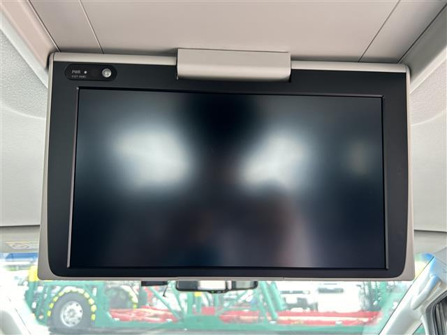 店舗にて現車の確認もいただけますので、お電話で在庫のご確認の上是非ご来店くださいませ！！！