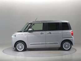 トヨタ高品質中古車洗浄「まるまるクリン」　外装はもちろん、内装はシートを外して見えないところまで徹底洗浄！お客様に責任を持って安心と美しさをお届けします！