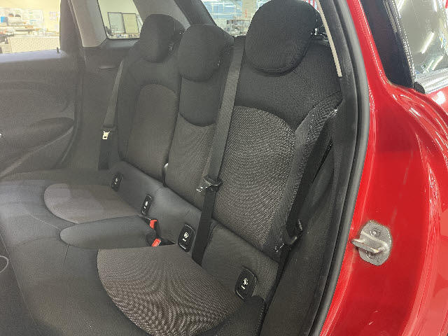 クレジット分割払いは頭金0円、最長120回払いもOK！クレジット会社に当店専用ダイヤルを設け、あらゆるお客様に対し全面サポート体制を確立！勿論アルバイト・年金・残債有りでもフルカバーで対応致します！