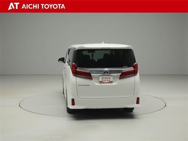 『TOYOTA認定中古車』は「まるごとクリーニング」で綺麗な内外装、「車両検査証」はプロによるチェック、買ってからも安心の「ロングラン保証」、3つの安心安全を標準装備したトヨタのブランドU-Carです