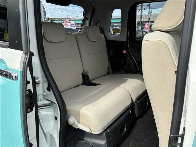 ★後部座席も綺麗な状態です★