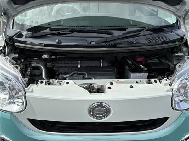 安全で安心してお客様にお車をご利用頂けるよう、整備士が細部までチェック致します.。