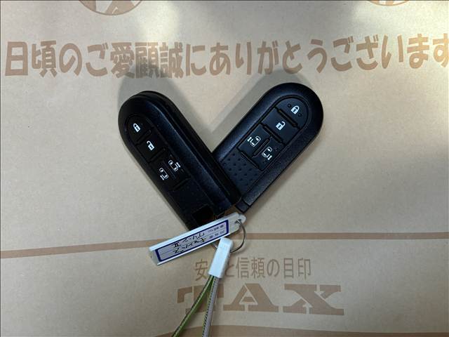 ★スマートキー★開け閉め楽々なスマートキー♪エンジン始動も鍵を指す手間いらず！