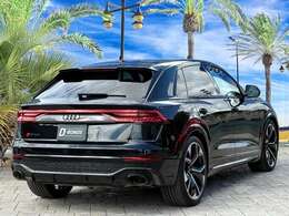 オプションの総額約360万円！カーボンセラミックブレーキ・レザーシートパッケージ・カーボン/ブラックスタイリングパッケージ・RSスポーツエキゾースト・プライバシーガラスパッケージ・カーボンパネル他多数！