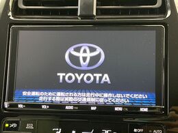 【純正9型ナビ】人気の純正ナビを装備。オーディオ機能も充実しており、Bluetooth接続すればお持ちのスマホやMP3プレイヤーの音楽を再生可能！毎日の運転がさらに楽しくなります！！