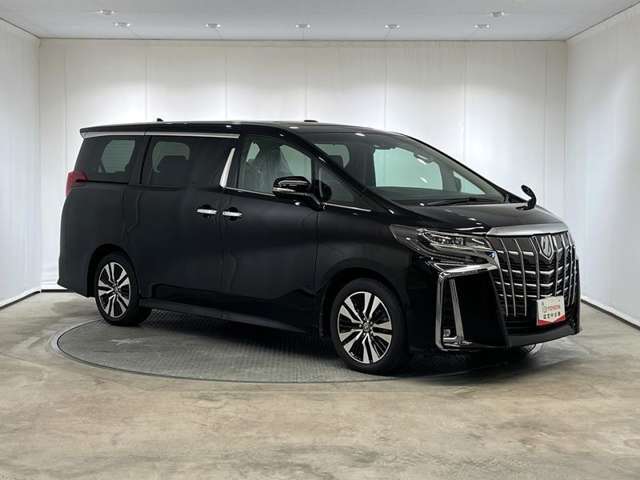 トヨタ認定中古車では自動被害軽減ブレーキなど、安全運転支援機能のシステムをチェックしています。