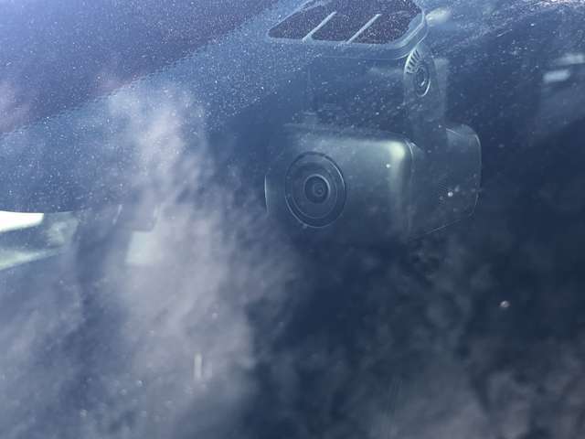 ご検討車両のことだけでなく、オプション装着のご相談や分割払い、下取り、自動車保険の入替、ご納車までの流れなど、付帯の事柄についてもご遠慮なくご相談ください！